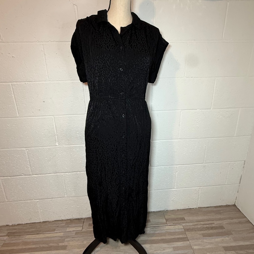 Terra & Sky All Black Animal Print Short Sleeve Shirt Dress